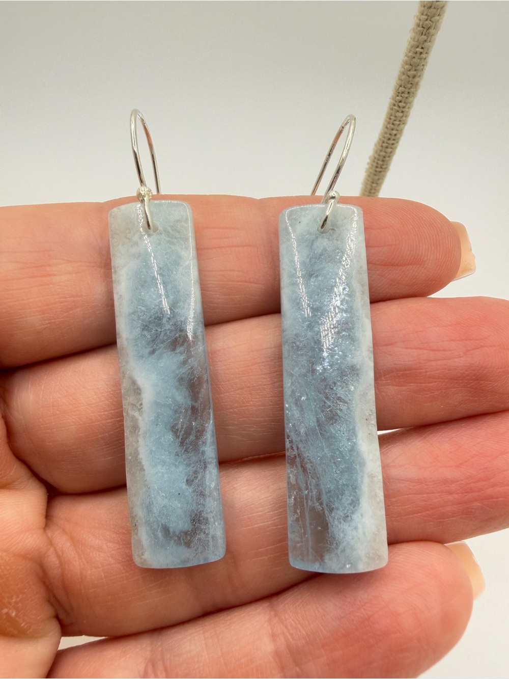 ~2" NWOT 925 hooks and genuine 41x11mm Aquamarine dangle earrings!